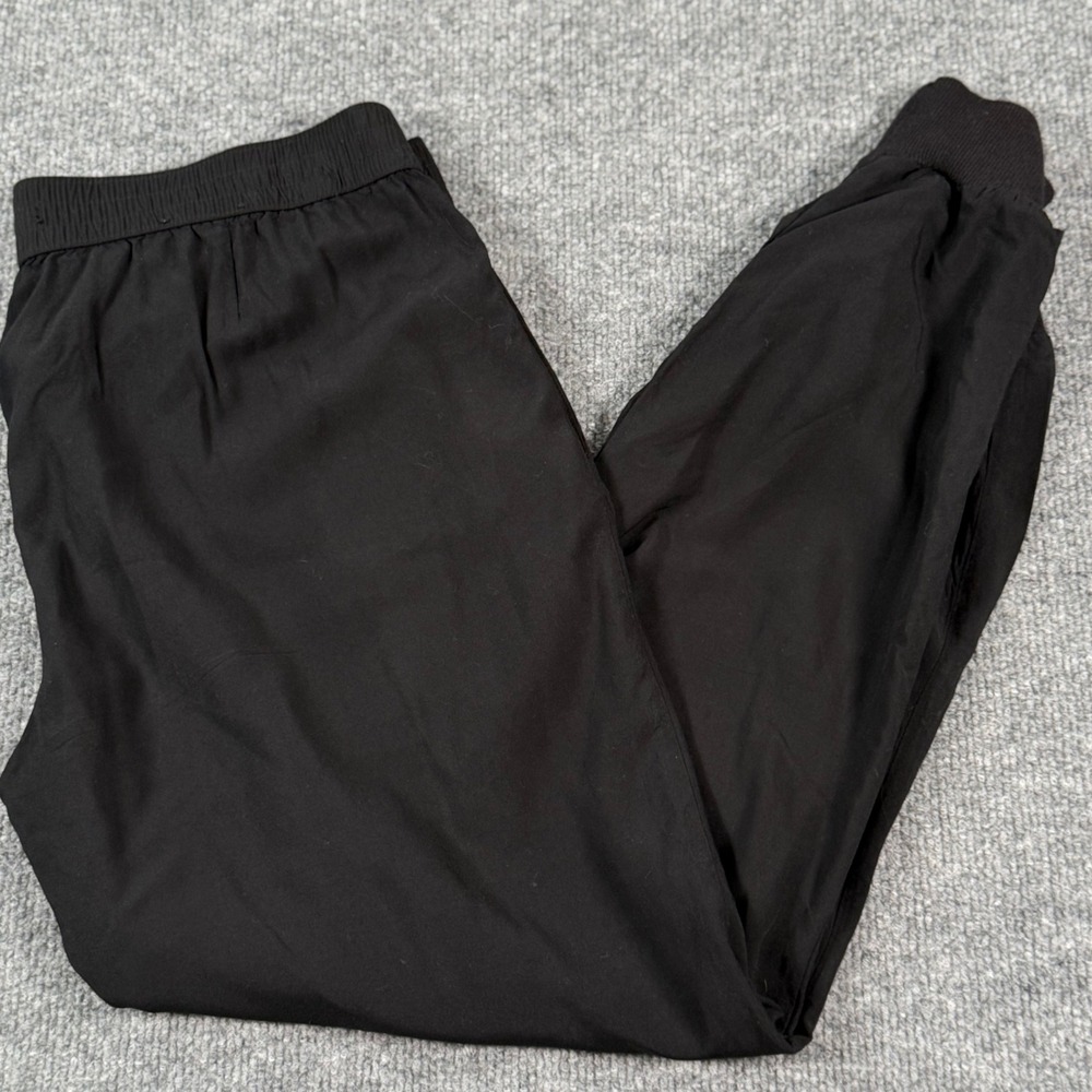 Banana Republic Retro Lightweight Joggers Medium Black Paperbag Soft Neutral